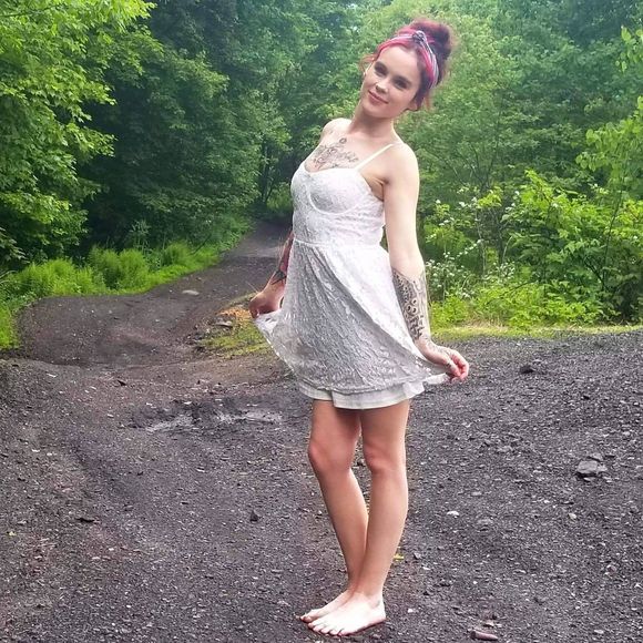 Meet your Posher, Haley - Picture 1 of 1